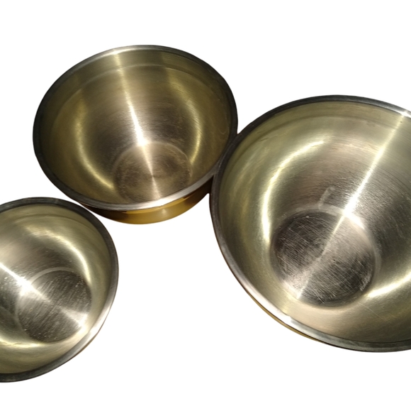 3 stainless steel mixing bowls - Picture 2 of 3